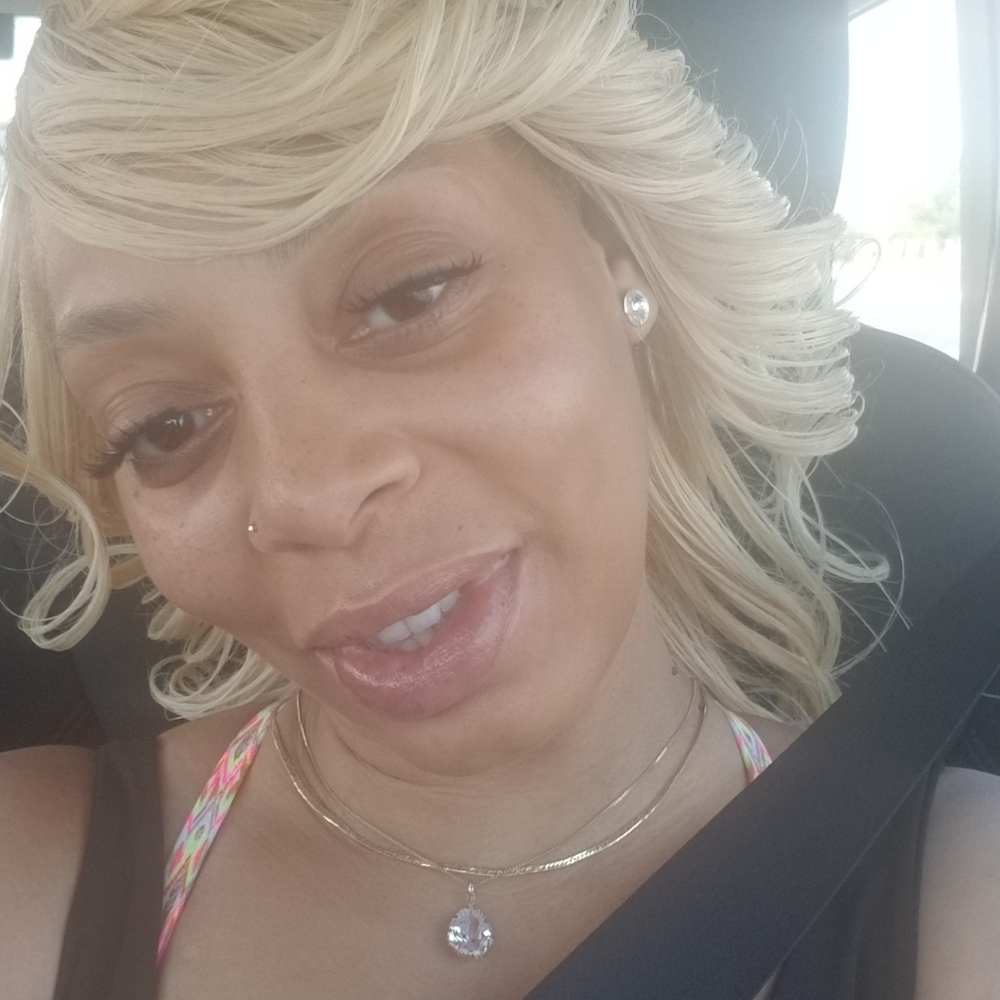 Meet your Posher, Syida